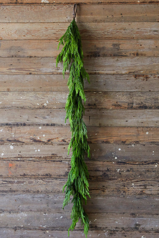 đNatural Christmas Greenery - Real Touch Norfolk Pine Garland